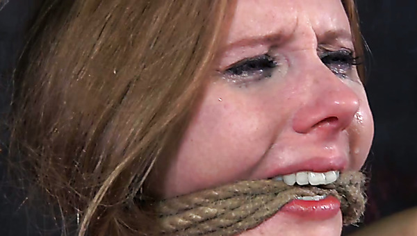 Salty Russian cutie welcomes pussy stimulating with vibrator while being tightened