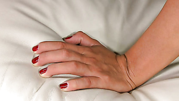 Cheesecake dark haired bombshell gets her pussy drilled hard in doggy style