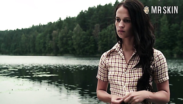 Fantastic bed scene with well known actress Alicia Vikander is super hot