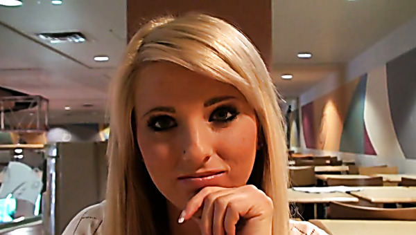 Adorable blondie with cute smile Bella meets a horny guy in the cafe