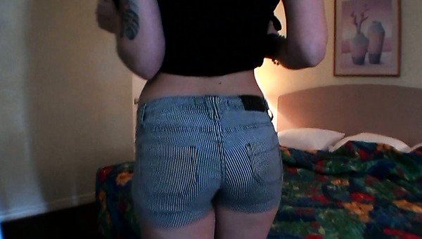 Concupiscent whore Lillian Feirah shows off her private parts