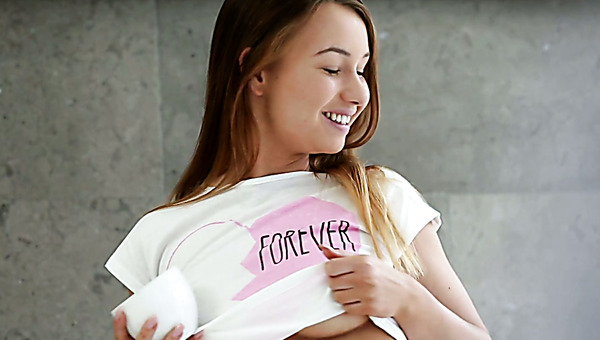 Happily married man is cheating on his wife with a sexy coed