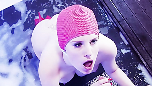 Slutty babe wearing hat enjoys foreplay in the shower