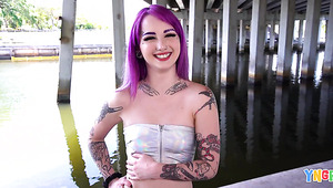 I hooked up a babe with purple hair and now you will see what happens