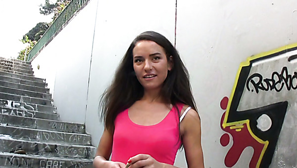 Pretty chick Nataly Gold sucks dude's hard dick for money in the street